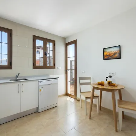 Home2book Exclusive Volcan Art & Light Yaiza (Lanzarote)