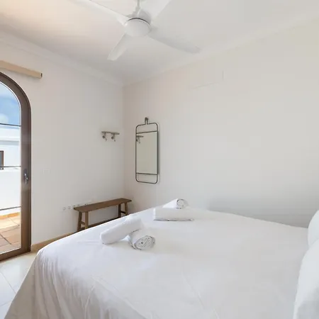 Home2book Exclusive Volcan Art & Light Villa *