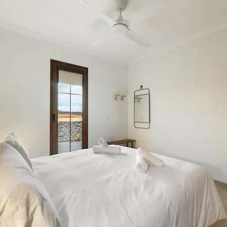 Home2book Exclusive Volcan Art & Light Villa *