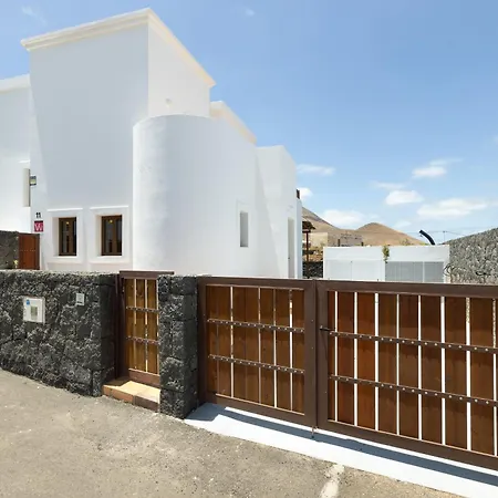 Home2book Exclusive Volcan Art & Light * Yaiza (Lanzarote)